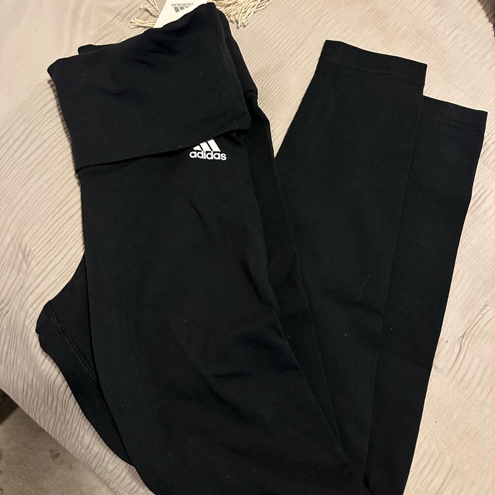 Adidas leggings